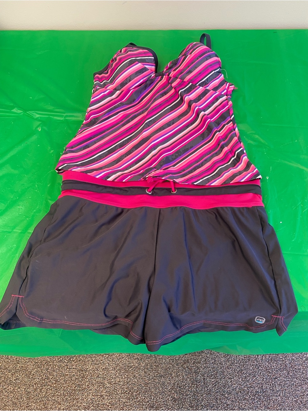 Free Country Hot Pink Active two Piece swimsuit shorts